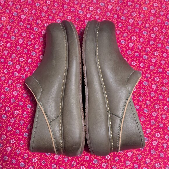 New Dansko Platform Pro Green Burnished Nubuck Clogs Work Shoes Minimalist - Picture 10 of 10